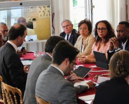 Pouvoir d’achat, concurrence, transparence : un projet de loi "vie chère" à renforcer selon les élus ultramarins