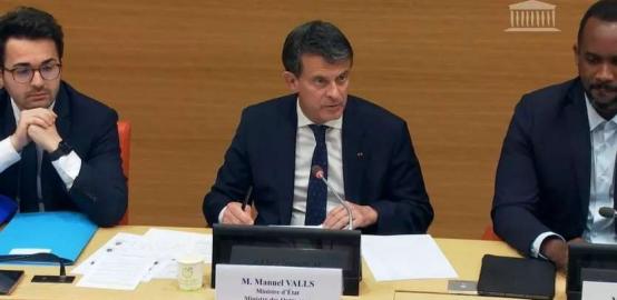 Ministre des Outre-mer : un déplacement de Manuel Valls entre environnement, économie et dialogue institutionnel